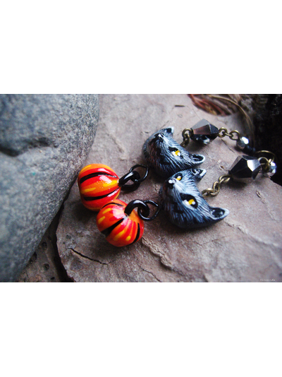 "Стражи сумеречных теней", длинные серьги с тыквами и серыми волками