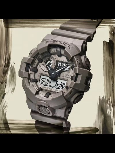 Часы Casio G-Shock GA-700NC-5A