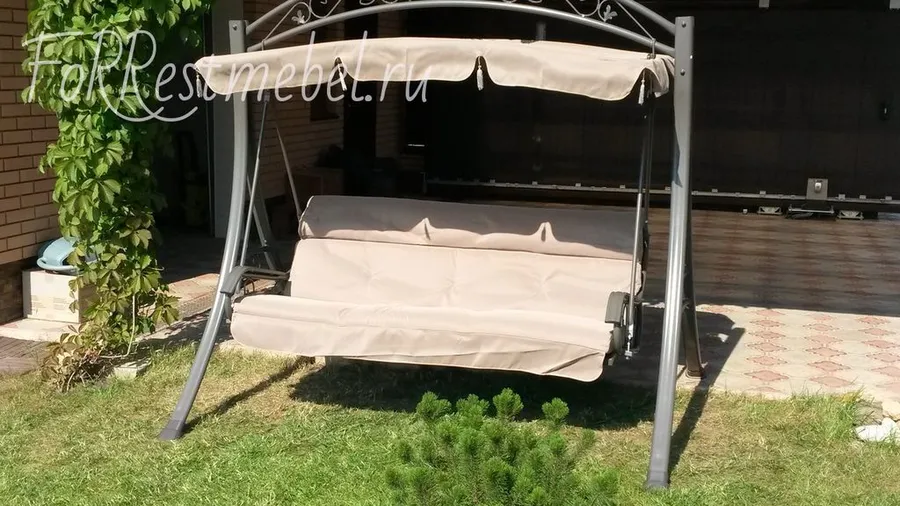 Садовые качели для дачи Jaklin