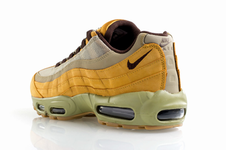 Nike air max 95 winter premium sales