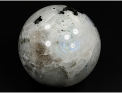Шар Лунный камень, Турмалин чёрный (шерл), Индия (53 мм, 197 г) №35329