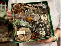 Новогодний набор - Ароматный чай, Бельгийский шоколад, Сладости в ассортименте