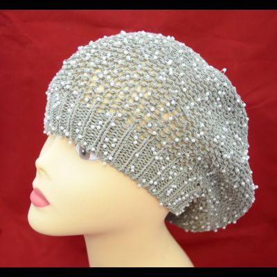 Вязаный берет из бисера женский летний италия фото