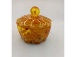 Шкатулка "Цветок с шаром" с белым янтарем