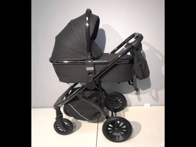 Детская коляска 3 в 1 Luxmom 770 Черный