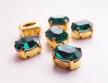 Овал 6х8 мм цвет Emerald #123, оправа Золото