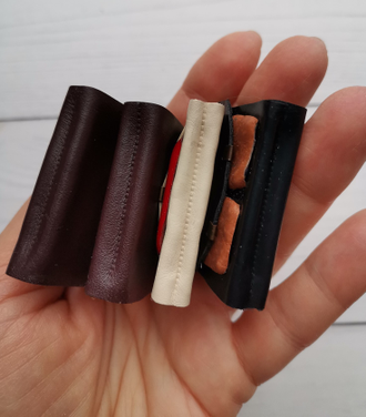 Портфель для кукол и мишек.