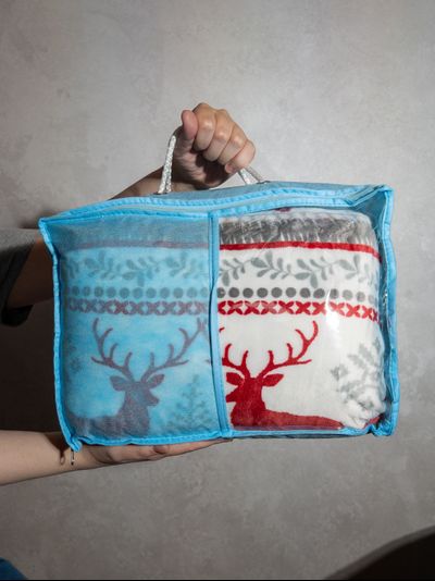 Плед с рукавами "Новогоднее утро" из микрофибры (велсофта)