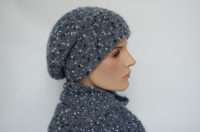 Женский берет вязаный джинсового цвета Вицио Италия