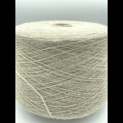 MILLEFILI art.GARZSOFTYAK Nm. 640 метров в 100 граммах 75% WO (шерсть), 8% WY ( шерсть яка), 15% PA, 2% PL Цв. 80014 овсянка
