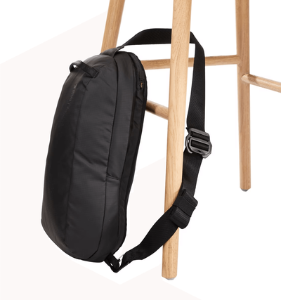 Рюкзак Thule Tact Sling 8L Black