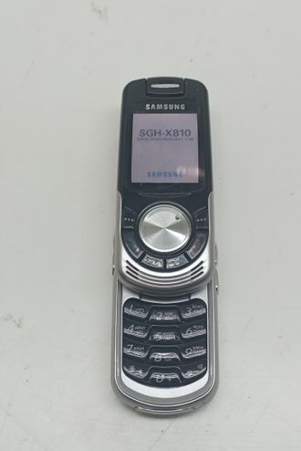 Телефон Samsung SGH-X810 (включается, запаролен)