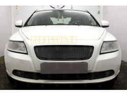 Защита радиатора Volvo S40 II (рестайлинг) 2007-2012 3D black верх PREMIUM (устанавливается вместо штатной)