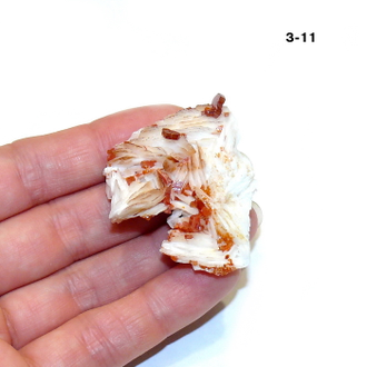 Ванадинит натуральный (щетка) №3-11: 40*38*17мм