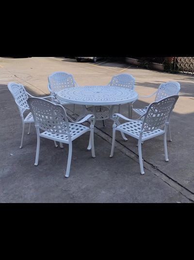 Белая мебель из литого алюминия Vienna 6