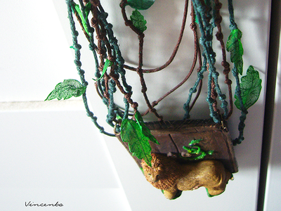 Колье "Аслан. Хроники Нарнии" (пышное колье с подвеской ручной работы)