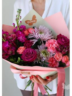 Букет цветов на 8 марта № 701