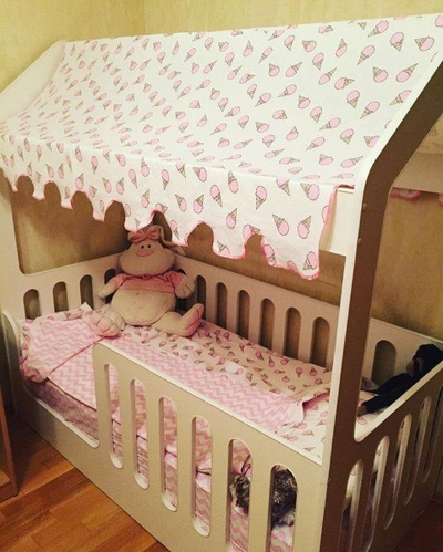 Кровать-домик с ящиком и балдахином