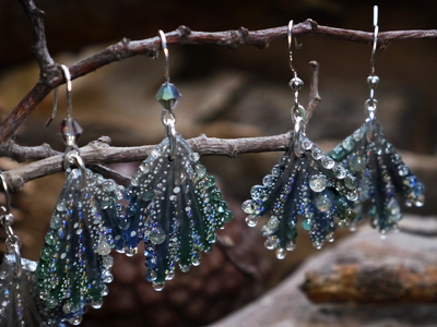 Серьги с эльфийскими крылышками "Льдинки волшебного леса"