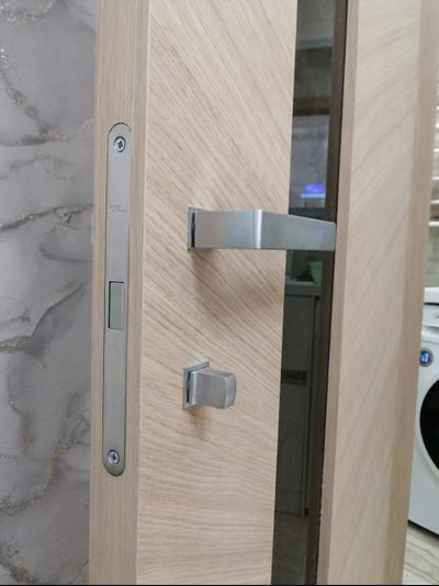 PORTE RICHI (Беларусь). ПРАКТИКА, МОДЕЛЬ К41, НАТУРАЛЬНЫЙ ШПОН ДУБА (БРАШ КОЛОР), ТОН 12/СТЕКЛО МАТОВОЕ