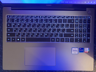 HUAWEI MateBook D16 RLEFG-X ( 16.0 1920x1200 IPS  i7-13700H Intel Iris Xe Graphics 16GB 1024SSD )