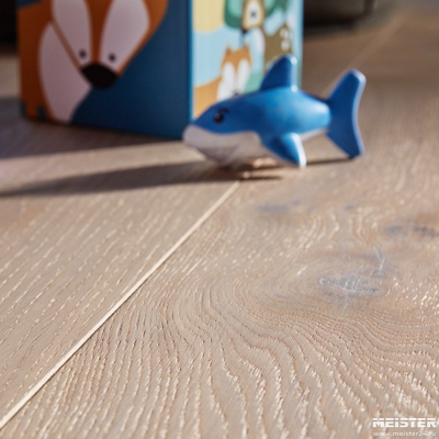 Паркетная доска Meister PD 200 Дуб рустик Беленый 8489 в интерьере