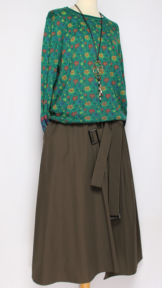 Джемпер ХЛОПОК "КОНТРАСТНЫЙ РУКАВ" малахит до.р.54