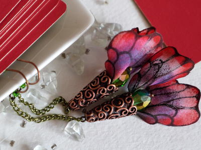 Волшебные серьги "Крылышки Маковой Феи" (шёлк, хрустальные бусины, чешский бисер)