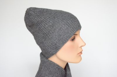 Серая шапка из шерсти альпака и шелка Визио Италия