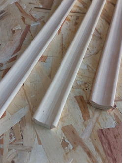 Плинтус срощенный «Гладкий 30» 2,5м