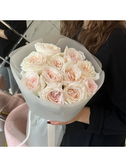 БУКЕТ ИЗ 11 ПИОНОВИДНЫХ РОЗ WHITE OHARA