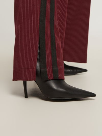 Брюки бордовые в полоску с лампасом