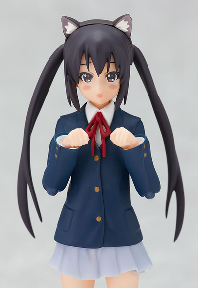 Фигурка фигма Адзуса Накано (figma Nakano Azusa School Uniform Ver.)