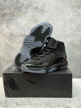 Nike Air Jordan 11 Cap And Gown