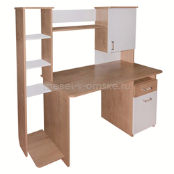 КМ062 Стол компьютерный №118. Размер: 1350х1505х600.