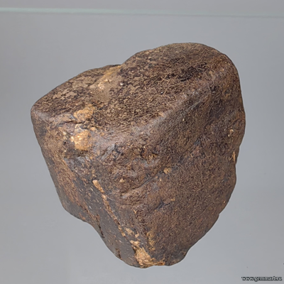 Лимонит по пириту. Южный Урал. Россия. 40*40*34мм