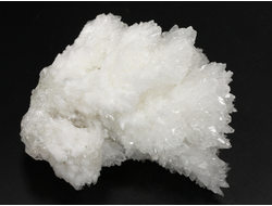 Арагонит белый, коллекционный образец, Мексика (74*65*42 мм, 191 г) №37727