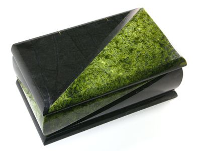 Шкатулка (ларец) комбинированная Змеевик с бархатом внутри, с зеркалом на крышке, Россия, Урал (184*103*73 мм, вес: 1785 г) №15128