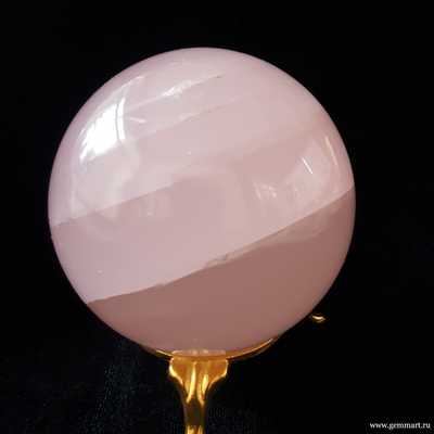 Шар из розового кварца с эффектом звезды. 70*70*70мм.
