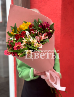 Букет из альстромерий для маме