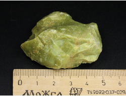Опал зеленый, Мадагаскар (49*41*25 мм, 42 г) №26253