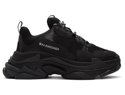 Balenciaga Triple S полностью черные