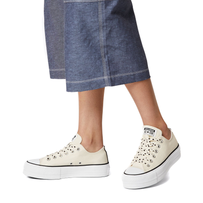 Chuck taylor all star dots store