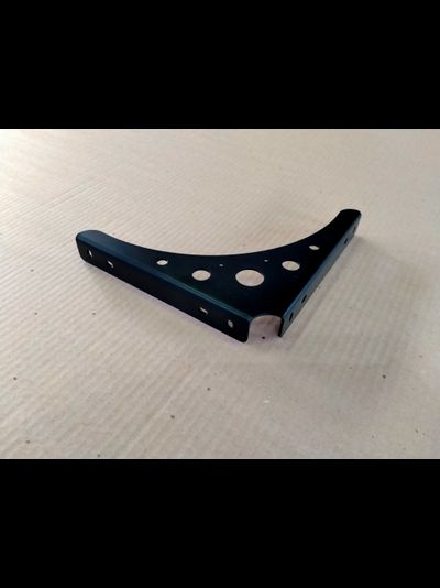 Кронштейн полки угловой с отверстиями