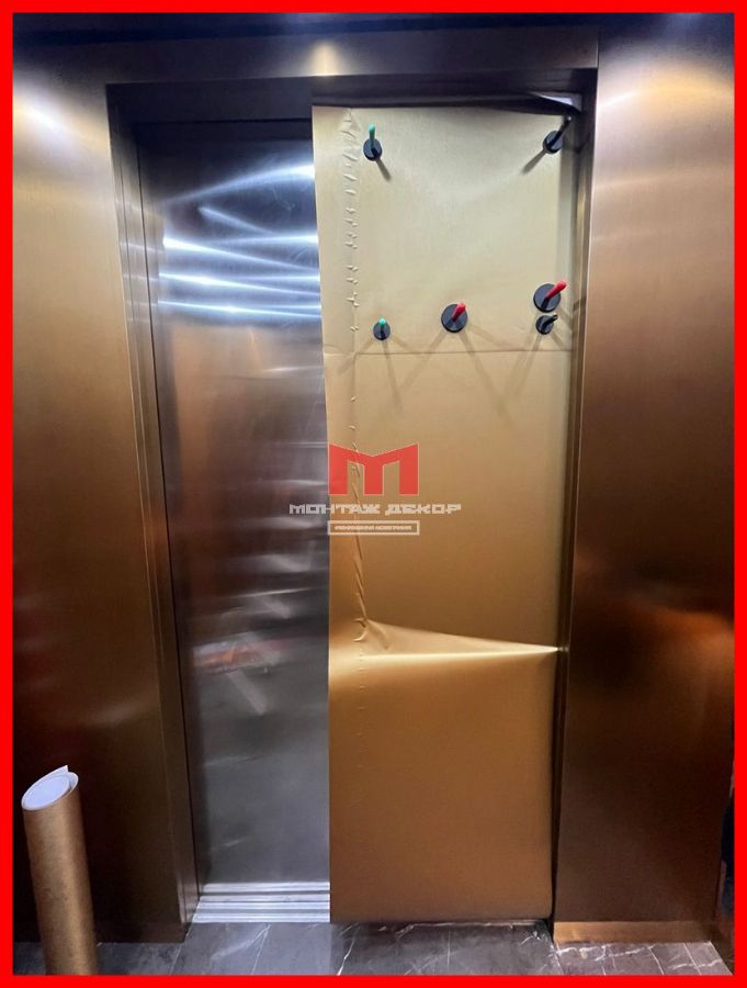 Оклейка двери лифта изнутри плёнкой