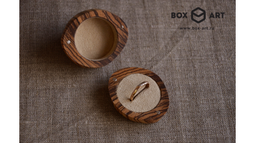 5072 Футляр для кольца или сережек
Массив зебрано