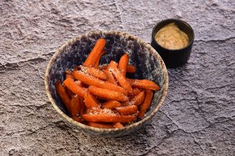 Батат с сыром пармезан  / Sweet potato fries