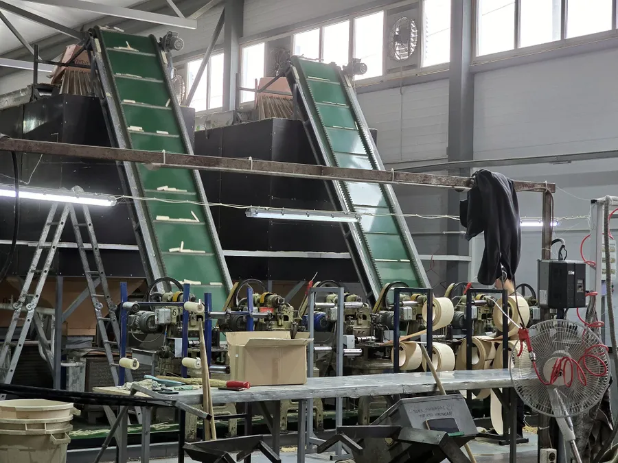 Широкие деревянные палочки