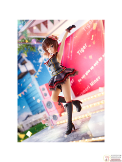 Фигурка 1/7 Махо Нисидзуми (Nishizumi Maho Idol Style)