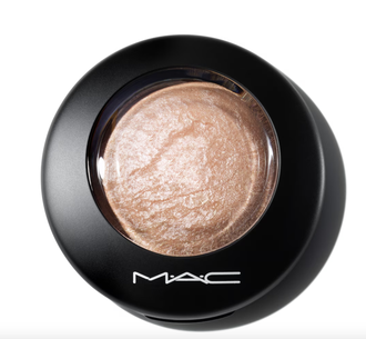 MAC Cosmetics Mineralize Skinfinish - Минеральная компактная пудра с эффектом сияния